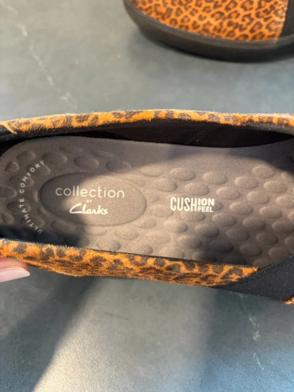 Clarks Collection sz 10 Kayleigh STep Cheetah Print leather Slip-On Shoes
